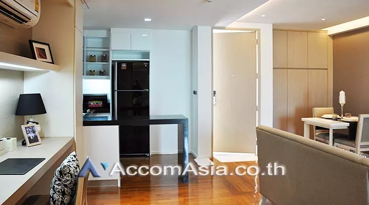 unit 1 Bedroom  Apartment For Rent in Sukhumvit, Bangkok  near BTS Phrom Phong (AA15668)
