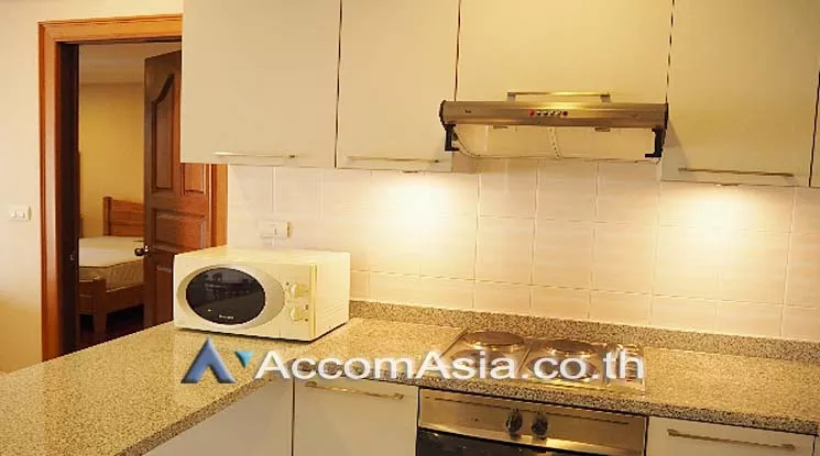unit 2 Bedrooms  Apartment For Rent in Ploenchit, Bangkok  near BTS Ploenchit (AA15695)