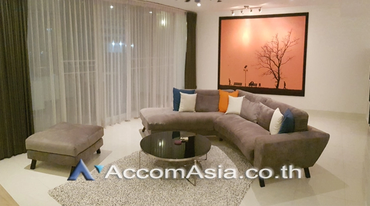 unitPet friendly |  3 Bedrooms  Condominium For Rent & Sale in Sukhumvit, Bangkok  near BTS Nana (AA15708)