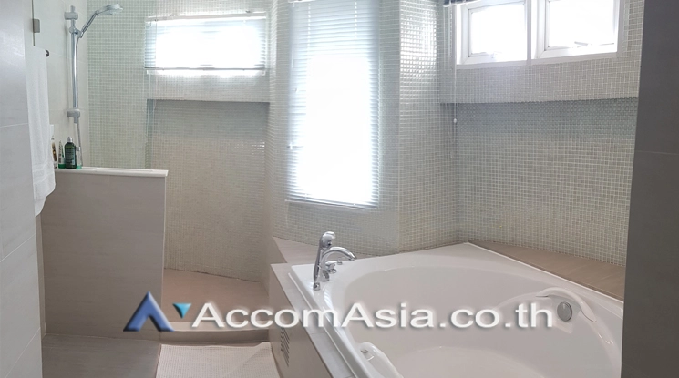 15  3 br Condominium for rent and sale in Sukhumvit ,Bangkok BTS Nana at Kallista Mansion AA15708