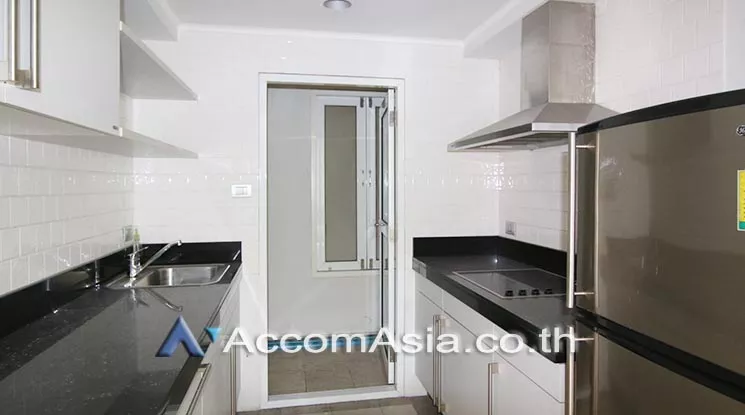 5  2 br Condominium For Sale in Ploenchit ,Bangkok BTS Ploenchit at Baan Siri Ruedee AA15721