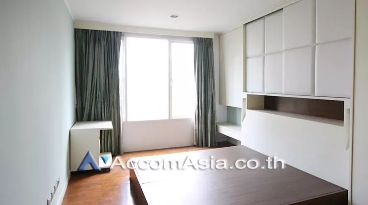 6  2 br Condominium For Sale in Ploenchit ,Bangkok BTS Ploenchit at Baan Siri Ruedee AA15721