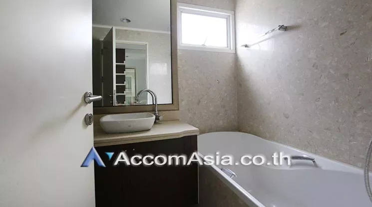 7  2 br Condominium For Sale in Ploenchit ,Bangkok BTS Ploenchit at Baan Siri Ruedee AA15721
