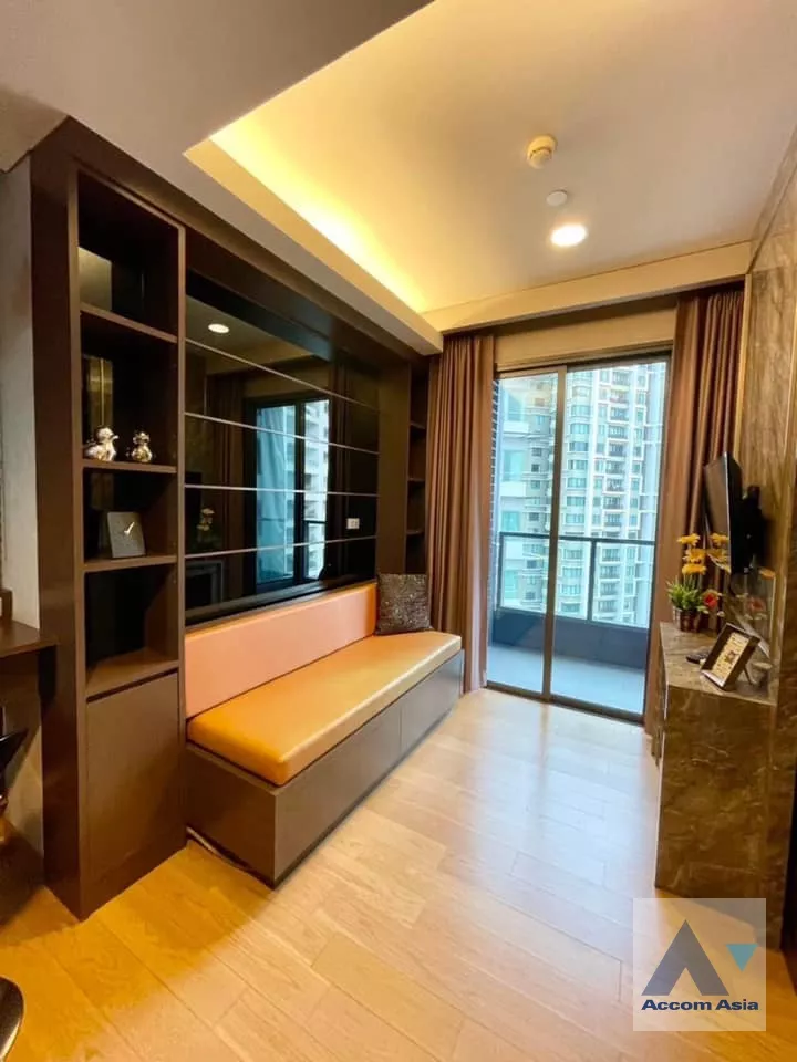  2  1 br Condominium For Rent in Sukhumvit ,Bangkok BTS Phrom Phong at The Lumpini 24 AA15722
