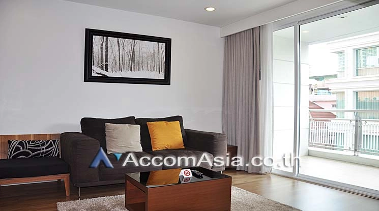 unit Elegant 2-bedroom apartment with open-plan layout and city view in Sathorn (AA15727)