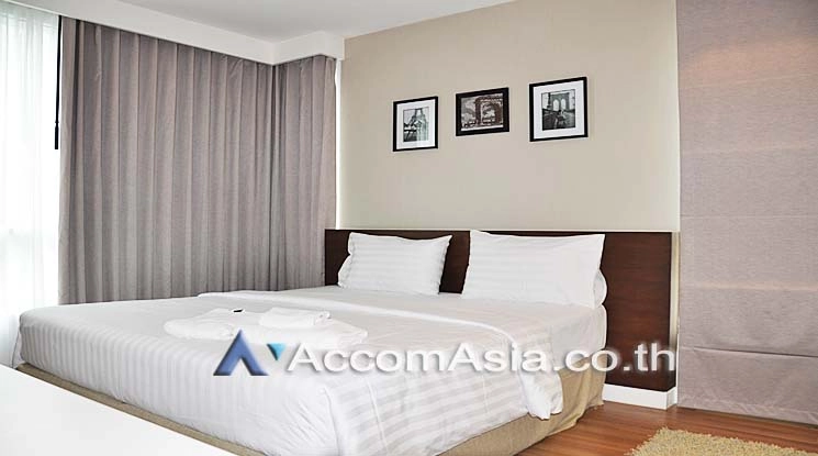 unit Elegant 2-bedroom apartment with open-plan layout and city view in Sathorn (AA15727)