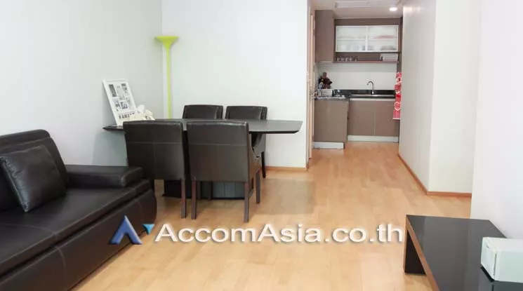unit 2 Bedrooms  Condominium For Sale in Sukhumvit, Bangkok  near BTS Ekkamai (AA15740)