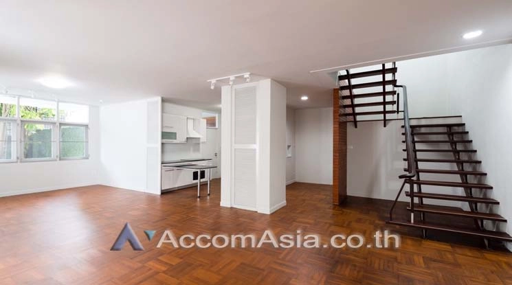4  3 br House For Rent in sukhumvit ,Bangkok BTS Thong Lo AA15751