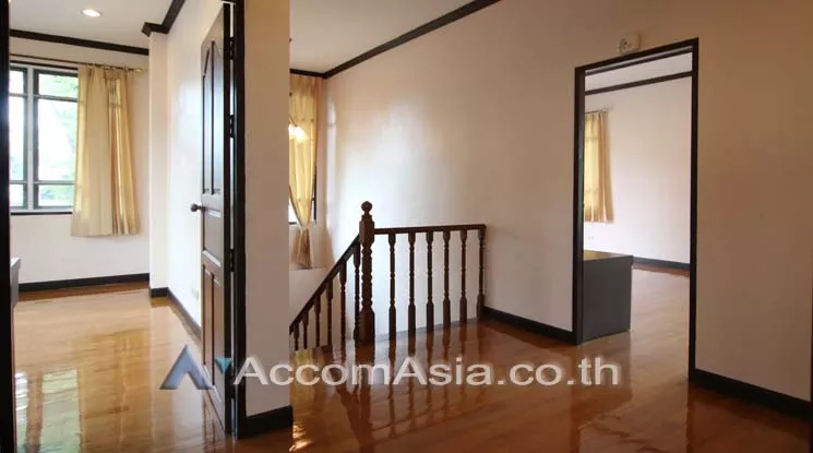 11  4 br House For Rent in Sukhumvit ,Bangkok BTS Ekkamai AA15757