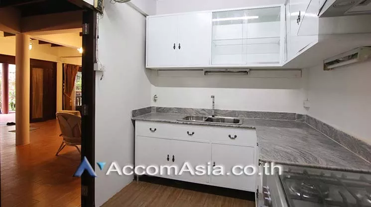 6  3 br House For Rent in Sukhumvit ,Bangkok BTS Thong Lo AA15769