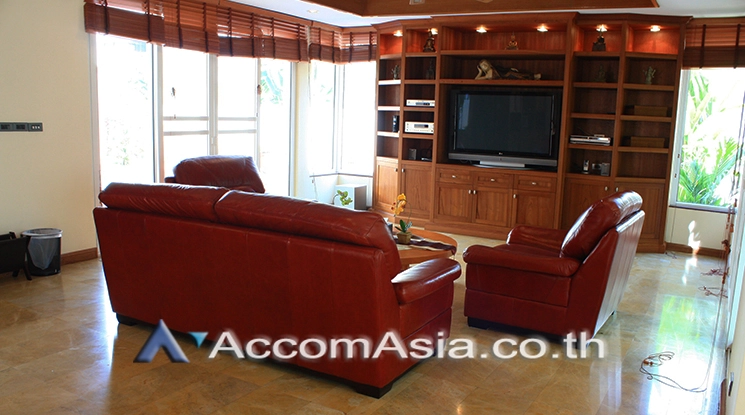 unitPrivate Swimming Pool |  4 Bedrooms  House For Rent in Sukhumvit, Bangkok  near BTS Ekkamai (40199)