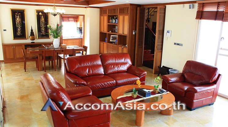 unitPrivate Swimming Pool |  4 Bedrooms  House For Rent in Sukhumvit, Bangkok  near BTS Ekkamai (40199)