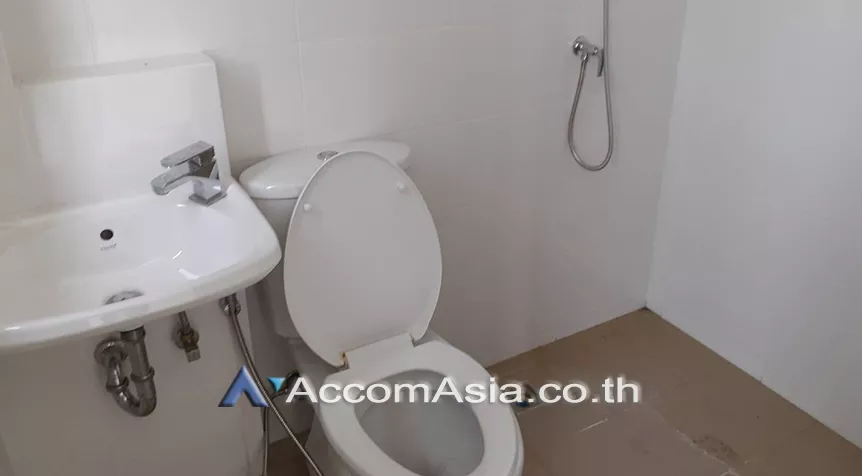 16  Office Space For Rent in Sukhumvit ,Bangkok BTS Udomsuk AA15784