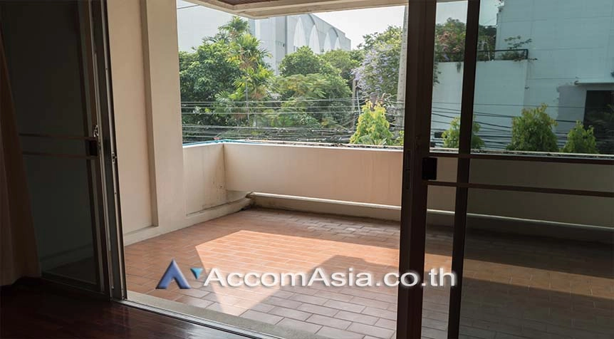 unitGarden |  3 Bedrooms  House For Rent & Sale in Sukhumvit, Bangkok  near BTS Ekkamai (90522)