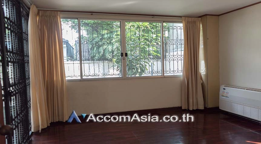 11  3 br House for rent and sale in Sukhumvit ,Bangkok BTS Ekkamai 90522