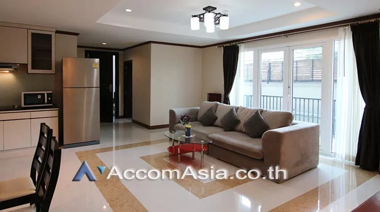 Pet friendly |  Spacious Unique Apartment  3 Bedroom for Rent BTS Ekkamai in Sukhumvit Bangkok