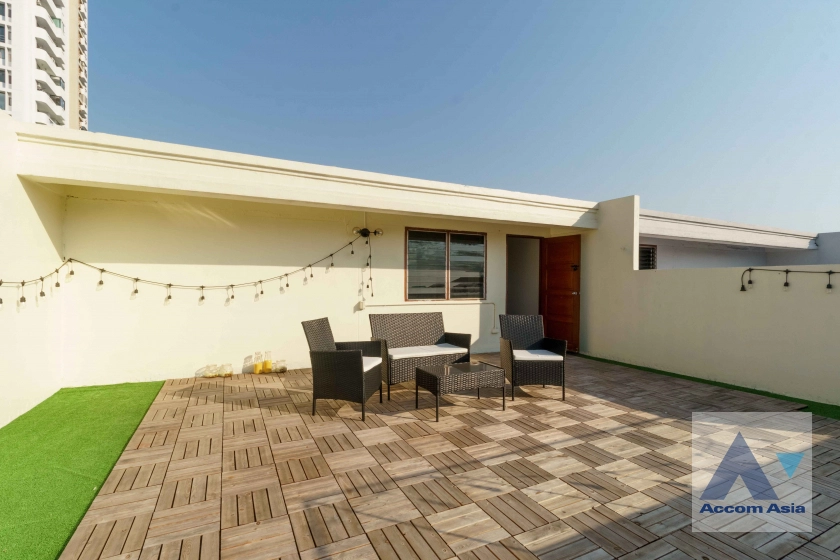 8  5 br Townhouse For Rent in Sukhumvit ,Bangkok BTS Thong Lo at Thonglo Classic Home AA15817