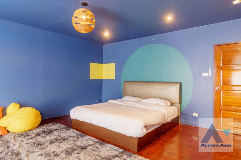 16  5 br Townhouse For Rent in Sukhumvit ,Bangkok BTS Thong Lo at Thonglo Classic Home AA15817