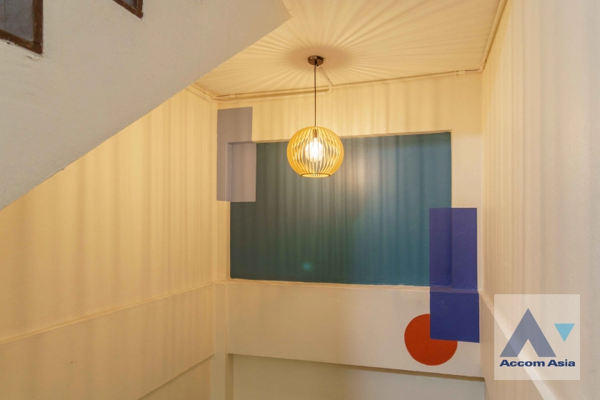 34  5 br Townhouse For Rent in Sukhumvit ,Bangkok BTS Thong Lo at Thonglo Classic Home AA15817