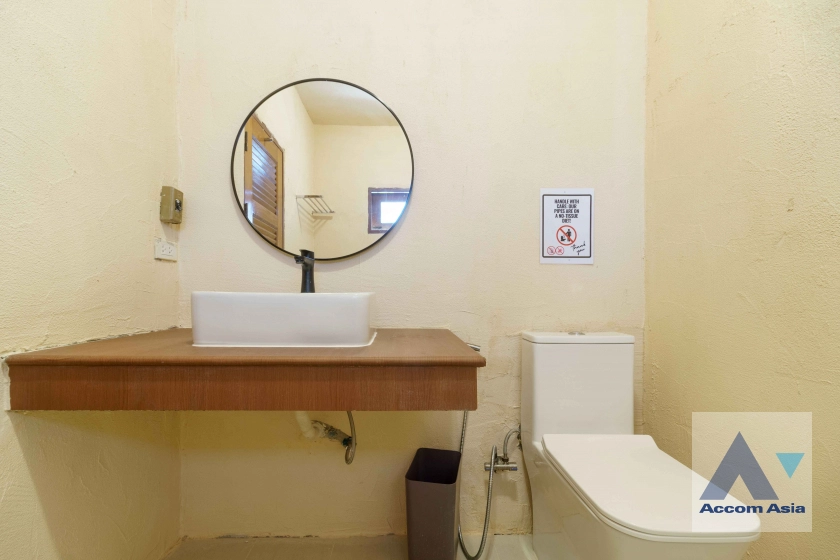 35  5 br Townhouse For Rent in Sukhumvit ,Bangkok BTS Thong Lo at Thonglo Classic Home AA15817