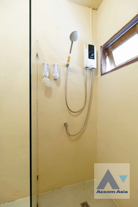 37  5 br Townhouse For Rent in Sukhumvit ,Bangkok BTS Thong Lo at Thonglo Classic Home AA15817