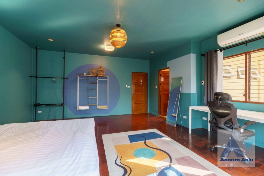 23  5 br Townhouse For Rent in Sukhumvit ,Bangkok BTS Thong Lo at Thonglo Classic Home AA15817