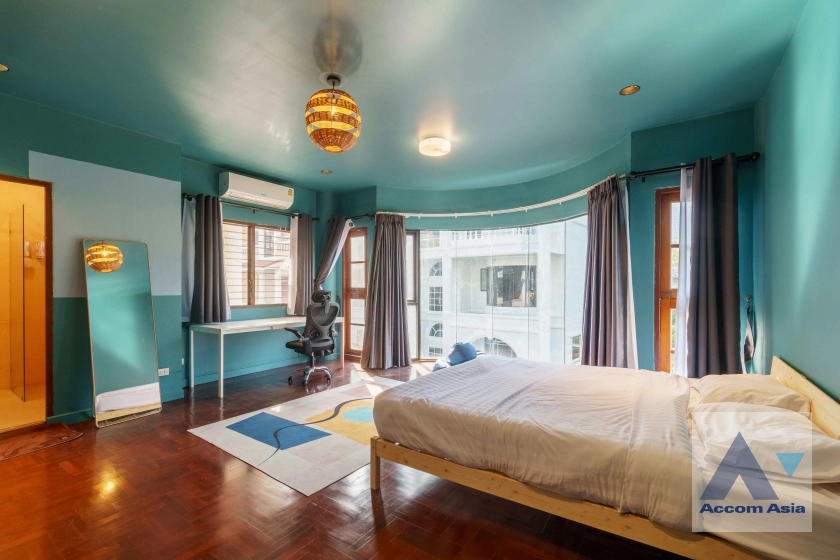 22  5 br Townhouse For Rent in Sukhumvit ,Bangkok BTS Thong Lo at Thonglo Classic Home AA15817