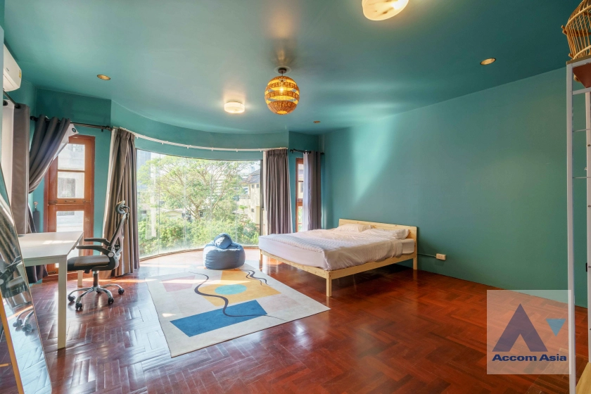 20  5 br Townhouse For Rent in Sukhumvit ,Bangkok BTS Thong Lo at Thonglo Classic Home AA15817