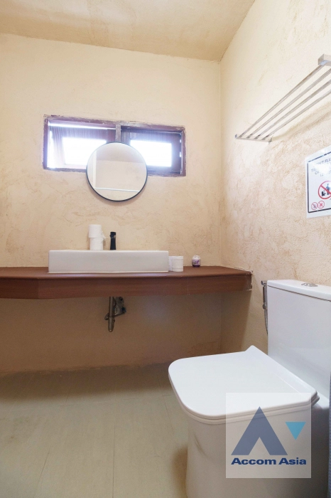 40  5 br Townhouse For Rent in Sukhumvit ,Bangkok BTS Thong Lo at Thonglo Classic Home AA15817