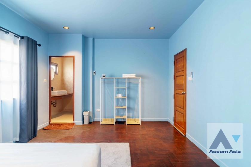 41  5 br Townhouse For Rent in Sukhumvit ,Bangkok BTS Thong Lo at Thonglo Classic Home AA15817