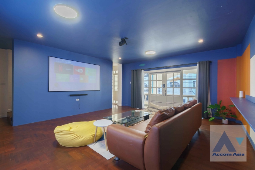 4  5 br Townhouse For Rent in Sukhumvit ,Bangkok BTS Thong Lo at Thonglo Classic Home AA15817