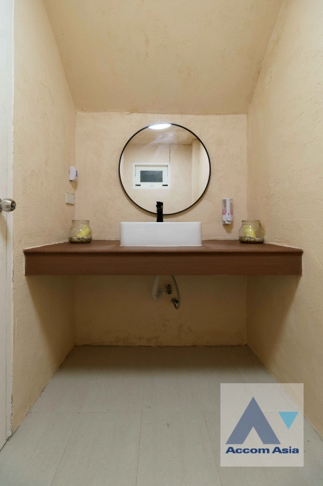 43  5 br Townhouse For Rent in Sukhumvit ,Bangkok BTS Thong Lo at Thonglo Classic Home AA15817