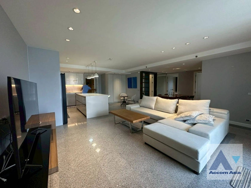  The Natural Place Suite Condominium  2 Bedroom for Sale & Rent MRT Lumphini in Sathorn Bangkok