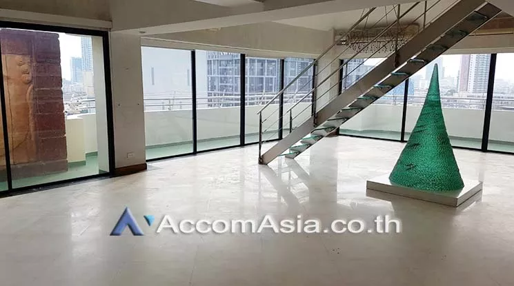 Duplex Condo, Penthouse, Pet friendly |  4 Bedrooms  Condominium For Rent in Sukhumvit, Bangkok  near BTS Ekkamai (AA15838)