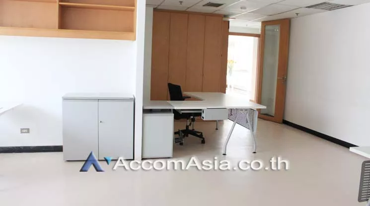 14  Office Space For Rent in Ploenchit ,Bangkok MRT Lumphini at Kian Gwan 3 AA15851