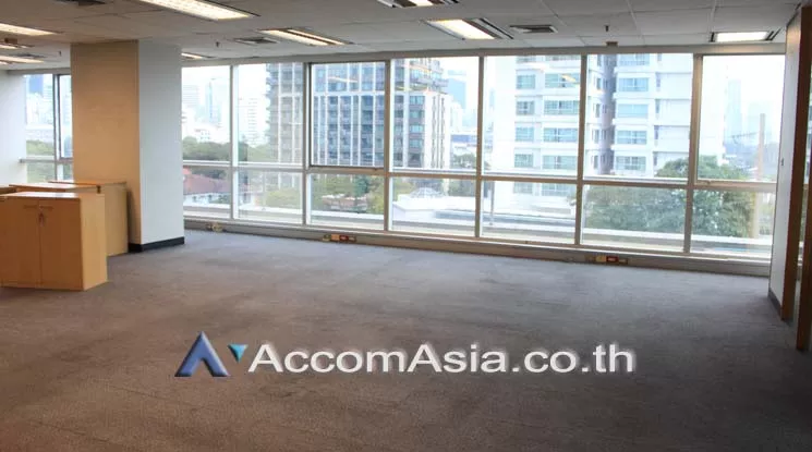  1  Office Space For Rent in Ploenchit ,Bangkok MRT Lumphini at Kian Gwan 3 AA15854