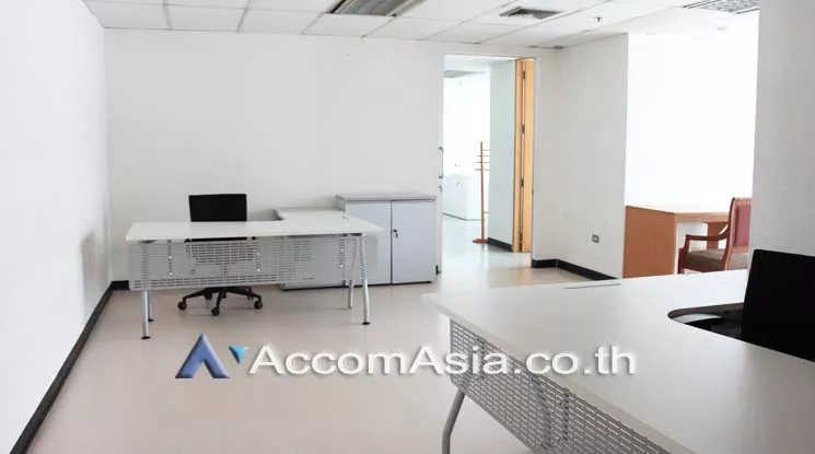  Office space For Rent in Ploenchit, Bangkok  near MRT Lumphini (AA15854)