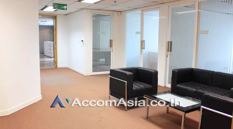 6  Office Space For Rent in Ploenchit ,Bangkok MRT Lumphini at Kian Gwan 3 AA15855