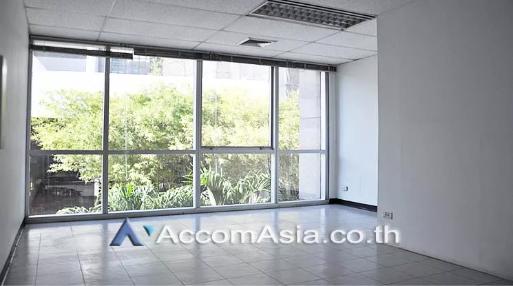  1  Office Space For Rent in Ploenchit ,Bangkok MRT Lumphini at Kian Gwan 3 AA15858