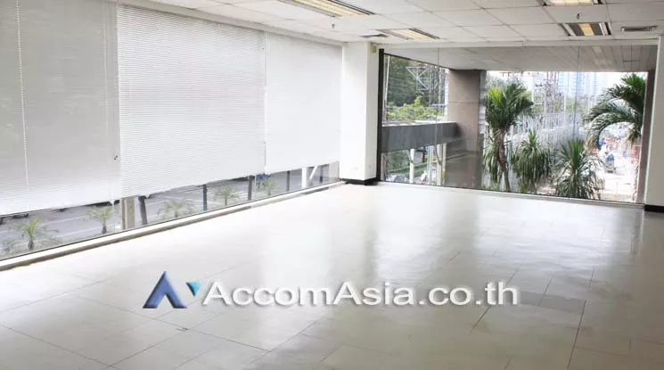 1  Office Space For Rent in Ploenchit ,Bangkok MRT Lumphini at Kian Gwan 3 AA15859