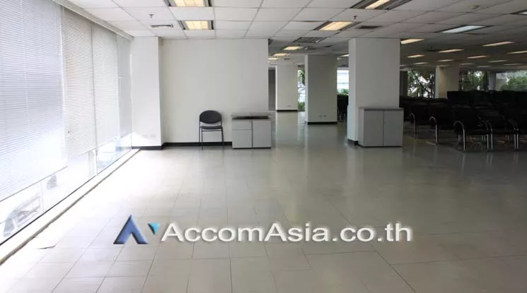 6  Office Space For Rent in Ploenchit ,Bangkok MRT Lumphini at Kian Gwan 3 AA15859