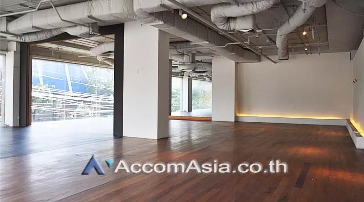 unit Office space For Rent in Ploenchit, Bangkok  near MRT Lumphini (AA15860)