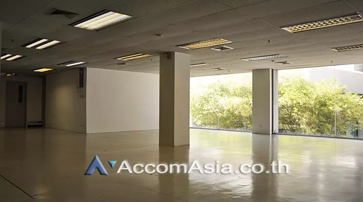 8  Office Space For Rent in Ploenchit ,Bangkok MRT Lumphini at Kian Gwan 3 AA15860