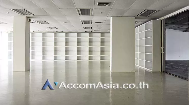 9  Office Space For Rent in Ploenchit ,Bangkok MRT Lumphini at Kian Gwan 3 AA15860
