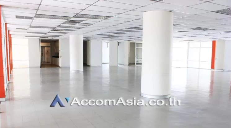 7  Office Space For Rent in Ploenchit ,Bangkok MRT Lumphini at Kian Gwan 2 AA15864