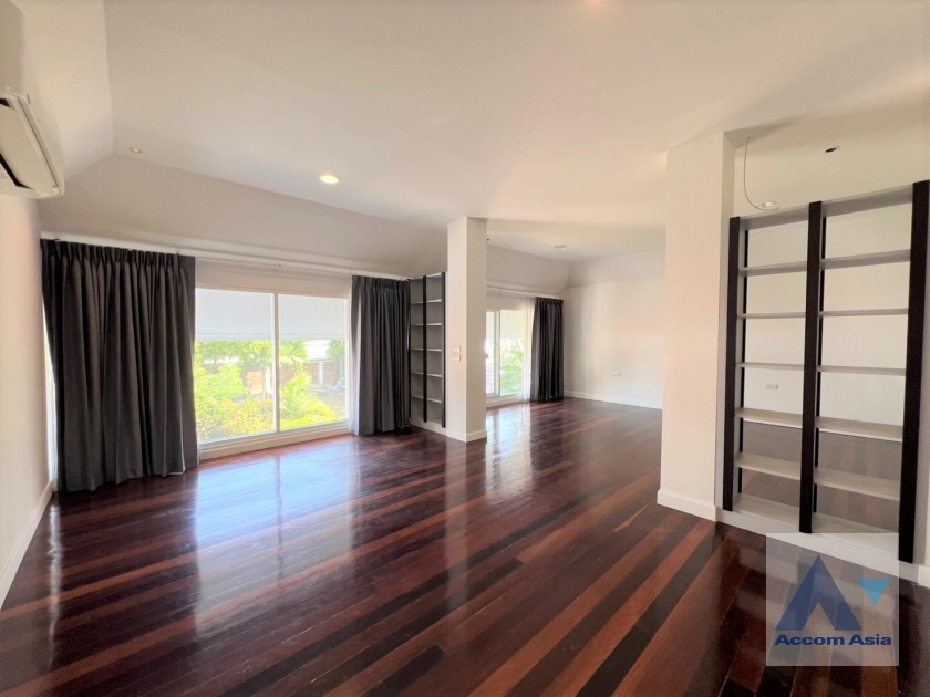 7  7 br House for rent and sale in Sukhumvit ,Bangkok BTS Ekkamai 90523