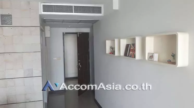  1 Bedroom  Condominium For Sale in Sukhumvit, Bangkok  near BTS Phra khanong (AA15898)