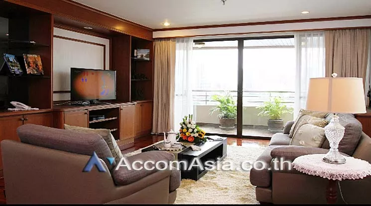 Big Balcony |  Warm Family Atmosphere Apartment  2 Bedroom for Rent MRT Sukhumvit in Sukhumvit Bangkok