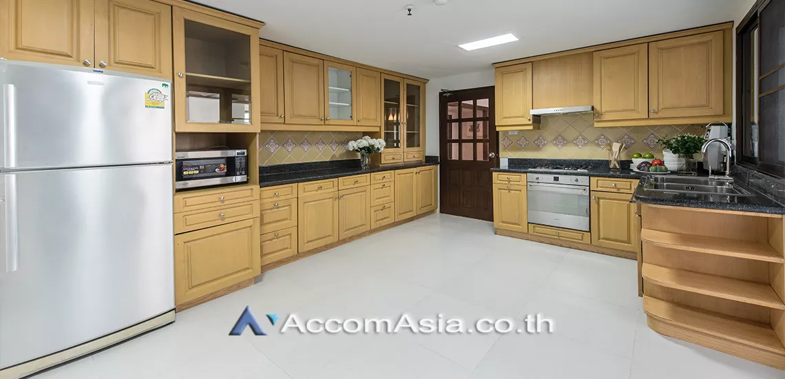 6  3 br Apartment For Rent in Sukhumvit ,Bangkok BTS Asok - MRT Sukhumvit at Warm Family Atmosphere AA15909