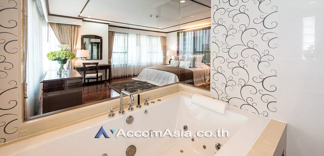 13  3 br Apartment For Rent in Sukhumvit ,Bangkok BTS Asok - MRT Sukhumvit at Warm Family Atmosphere AA15909
